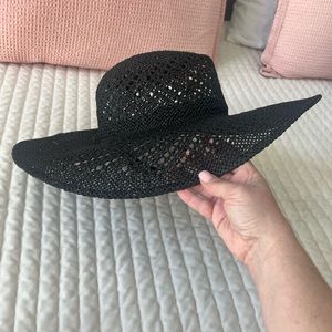 Banana Republic woven hat